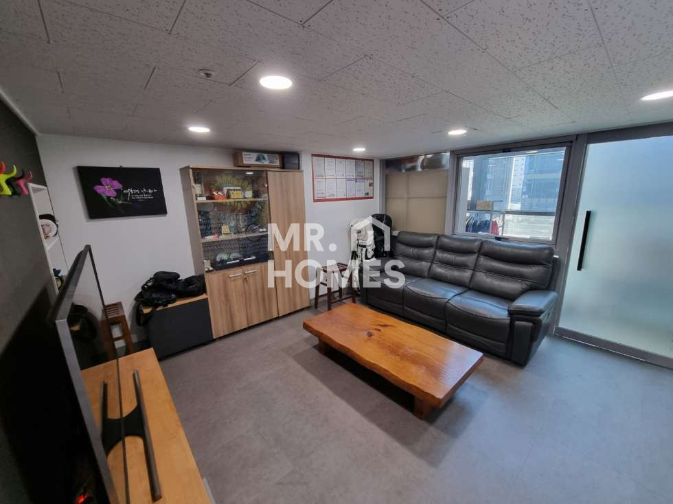 경기 남양주시 다산동 다산진건블루웨일지식산업센터1차동 지식산업센터 블루웨일 매매 복층 사무실, 예쁜 인테리어 사무실 매매 매매 매물번호 10087 사진 5